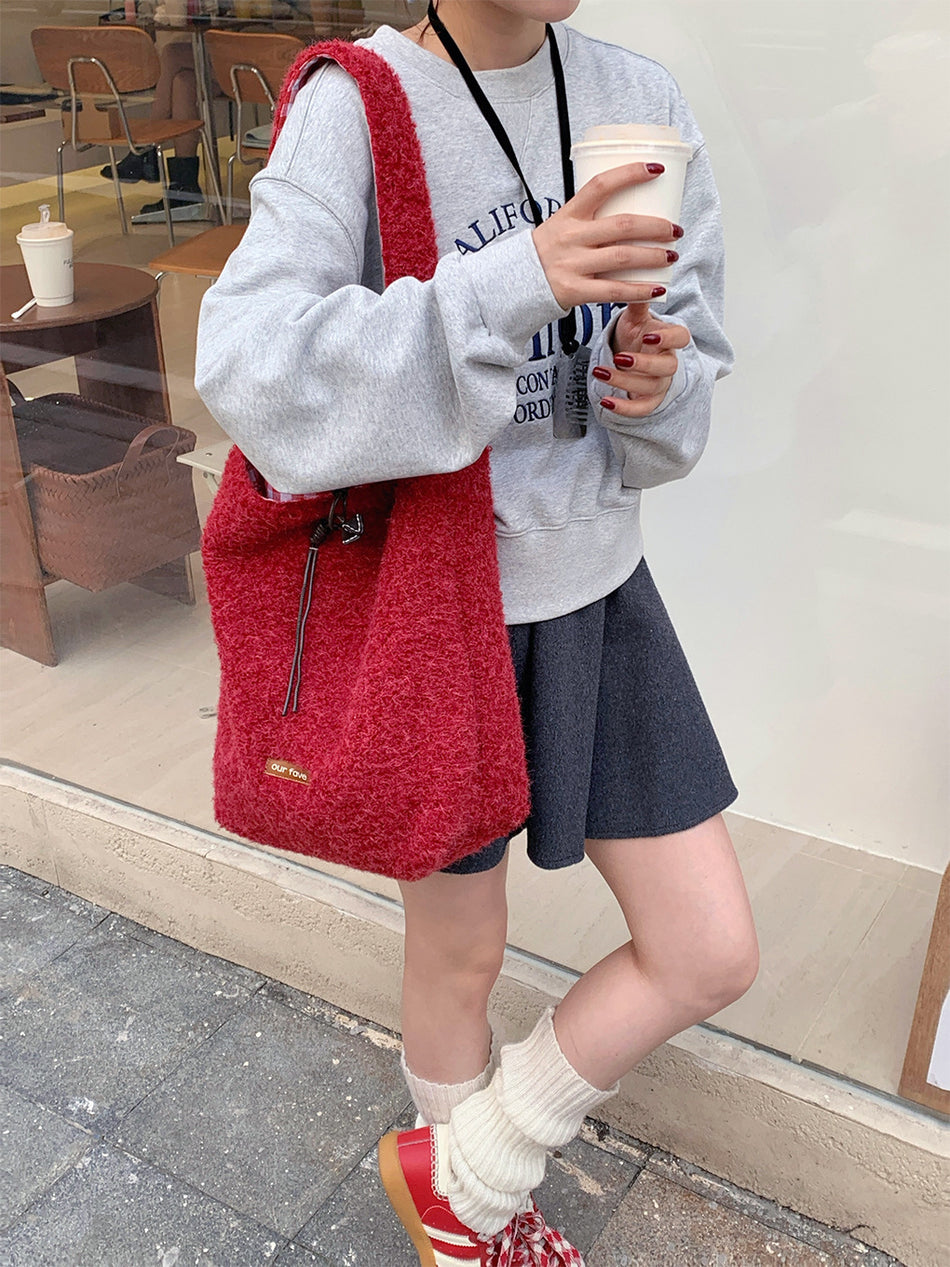 Ankora Red Mao Mao Plush Bucket Shoulder Bag Large Women Pro