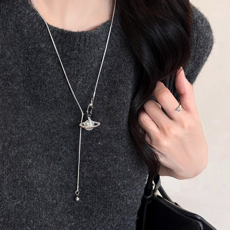 Pearl Saturn Necklace – Cozy Cosmic Charm
