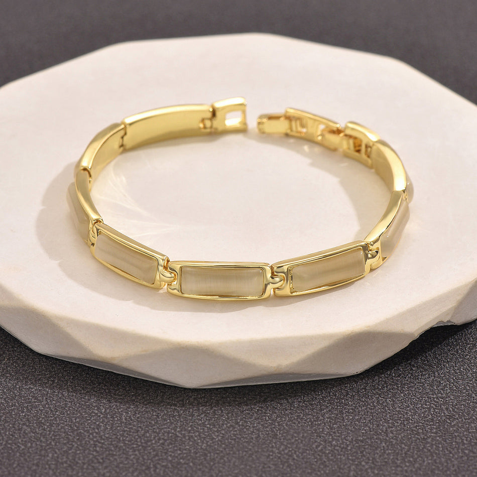 Geometric Rose Gold Cat’s Eye Bracelet – Stylish Women’s Jewelry